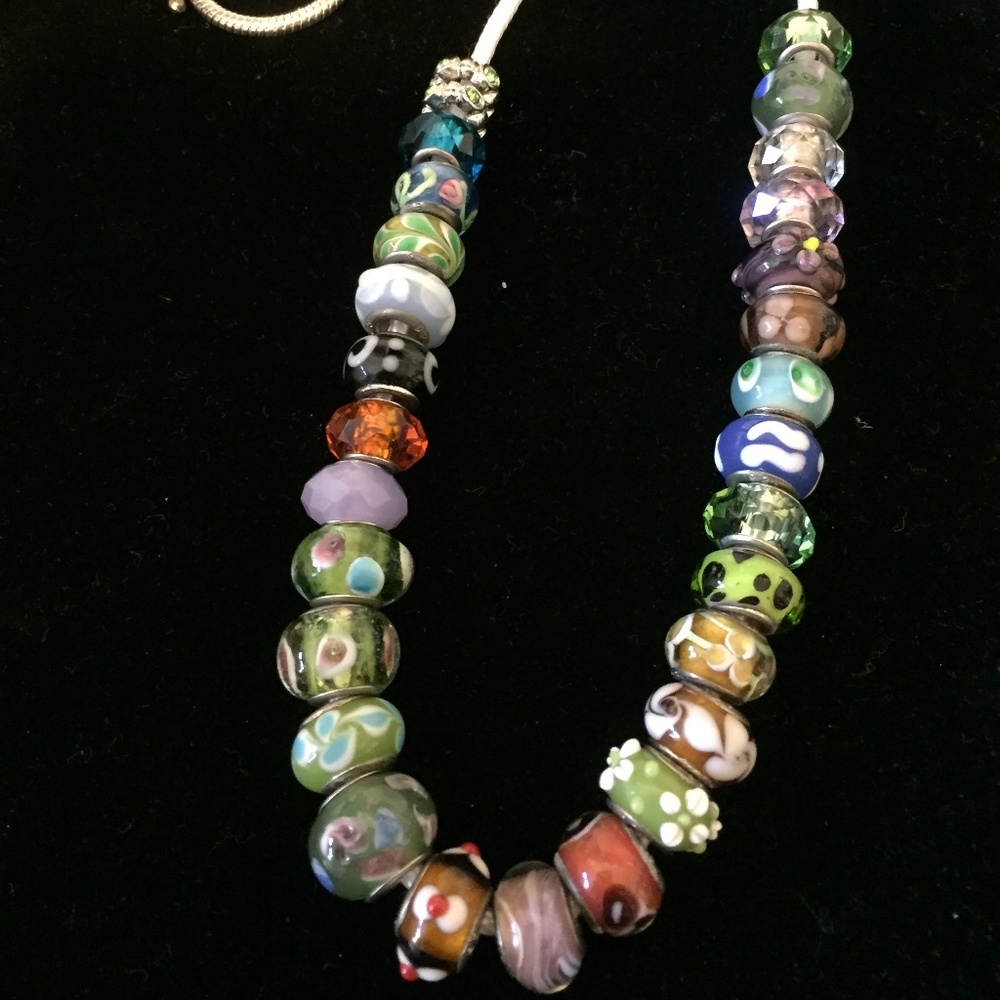 LOT! Miscellaneous beautiful GLASS BEADS!
